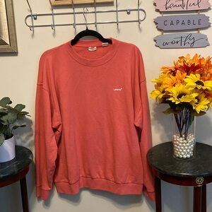 Levi’s Sweatshirt Sz XL in great condition.
